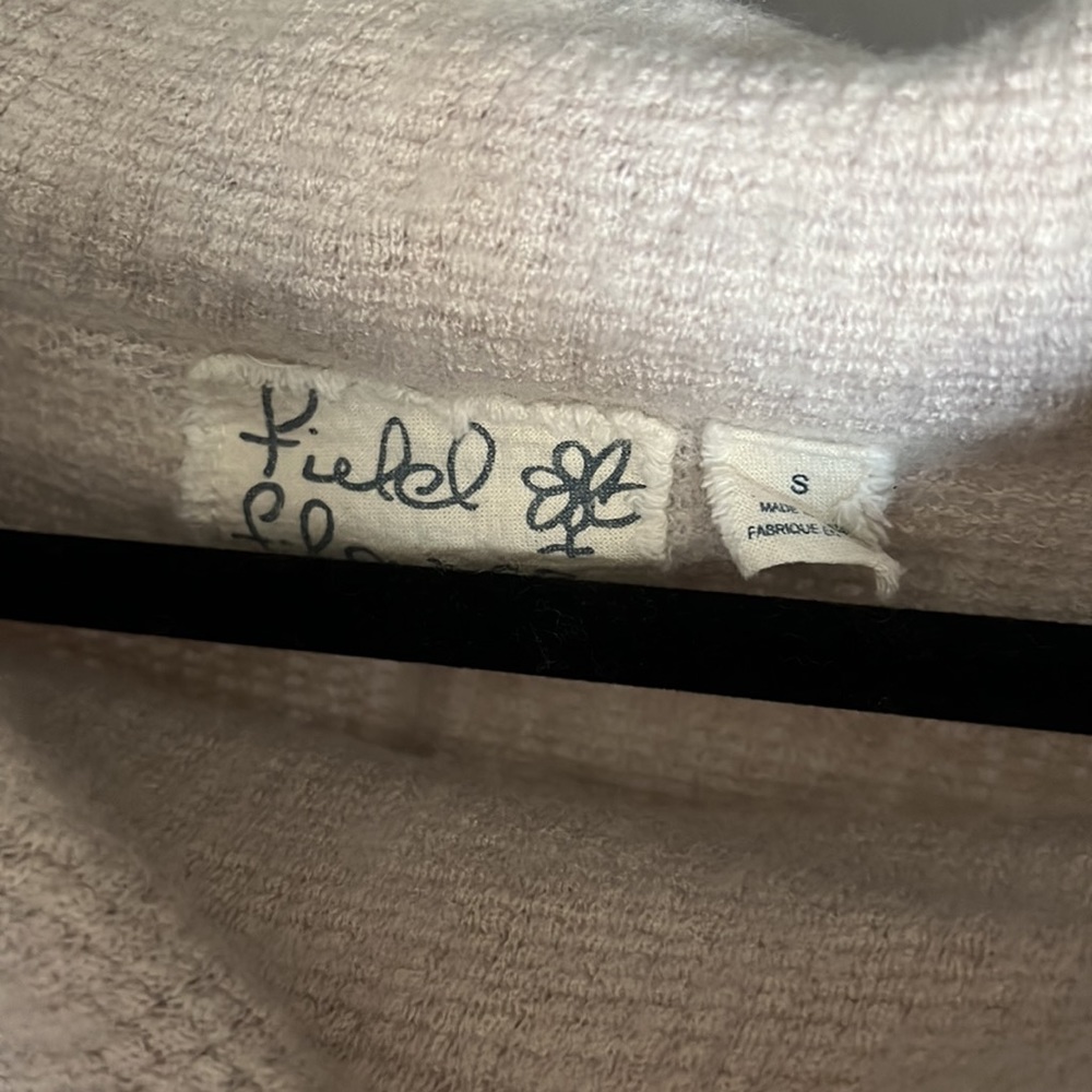 Sweater - Picture 2 of 5